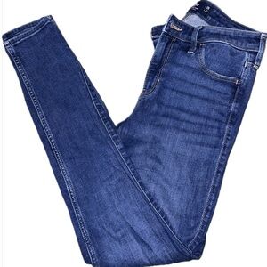Hollister high-rise super skinny 7L